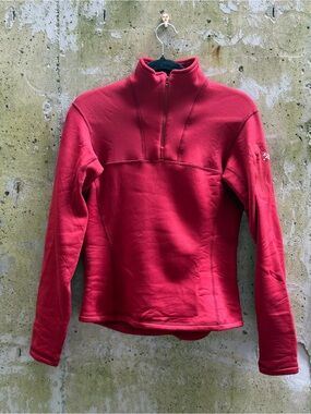 Arc'teryx Red Women's Fleece Quarter-Zip Jacket / Covert Cardigan, Medium
